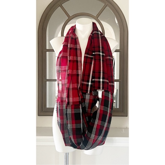 J. Jill Infinity Plaid Scarf in Red and Black, One Size, NWT - Picture 4 of 4
